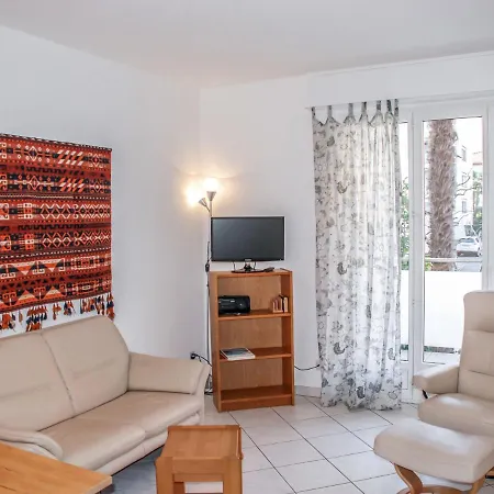 App- 5 By Interhome * 阿斯科纳